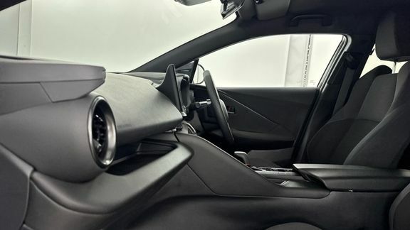 Toyota C-Hr Design 1.8 Fwd Hybrid AF24TXT White #5