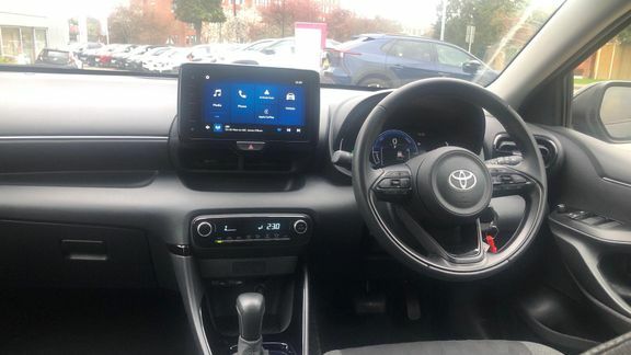 Toyota Yaris Design WN24FWP Black #5