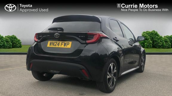 Toyota Yaris Design WN24FWP Black #2