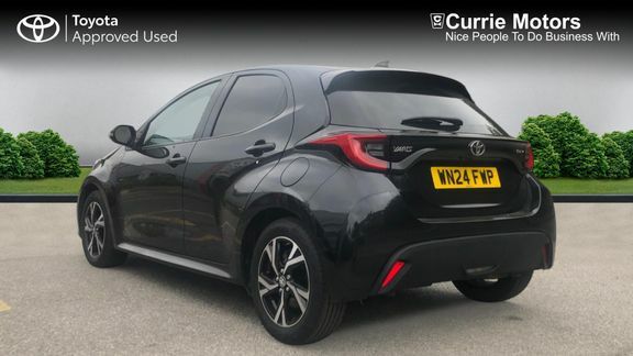 Toyota Yaris Design WN24FWP Black #4