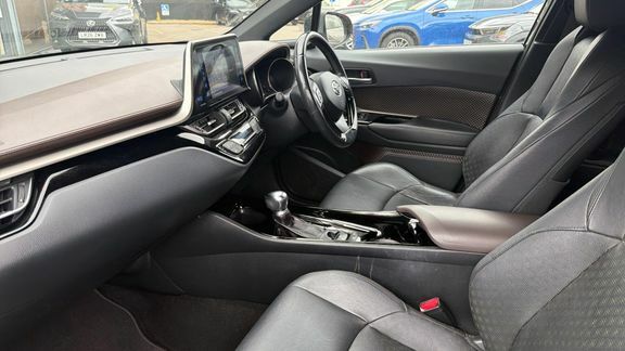 Toyota C-Hr 1.8 Vvt-h Excel Cvt Euro 6 Ss GU68HTF Black #5
