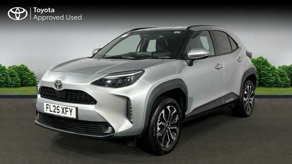 Toyota Yaris Cross Design Fwd Silver