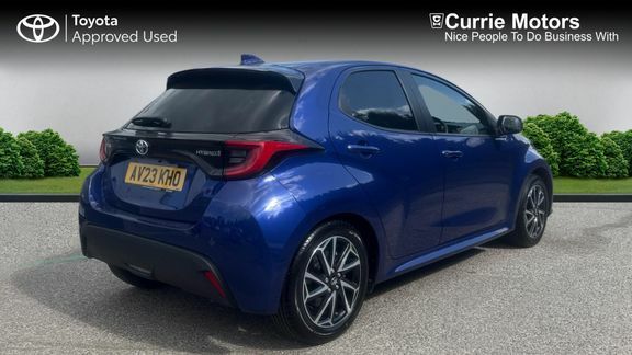 Toyota Yaris Design AV23KHO Blue #2