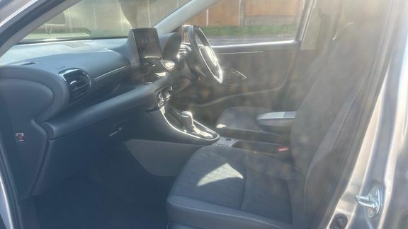 Toyota Yaris Design SE24NDL Silver #5