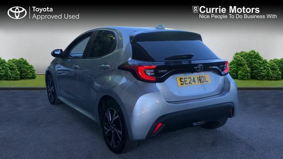 Toyota Yaris Design SE24NDL Silver #4