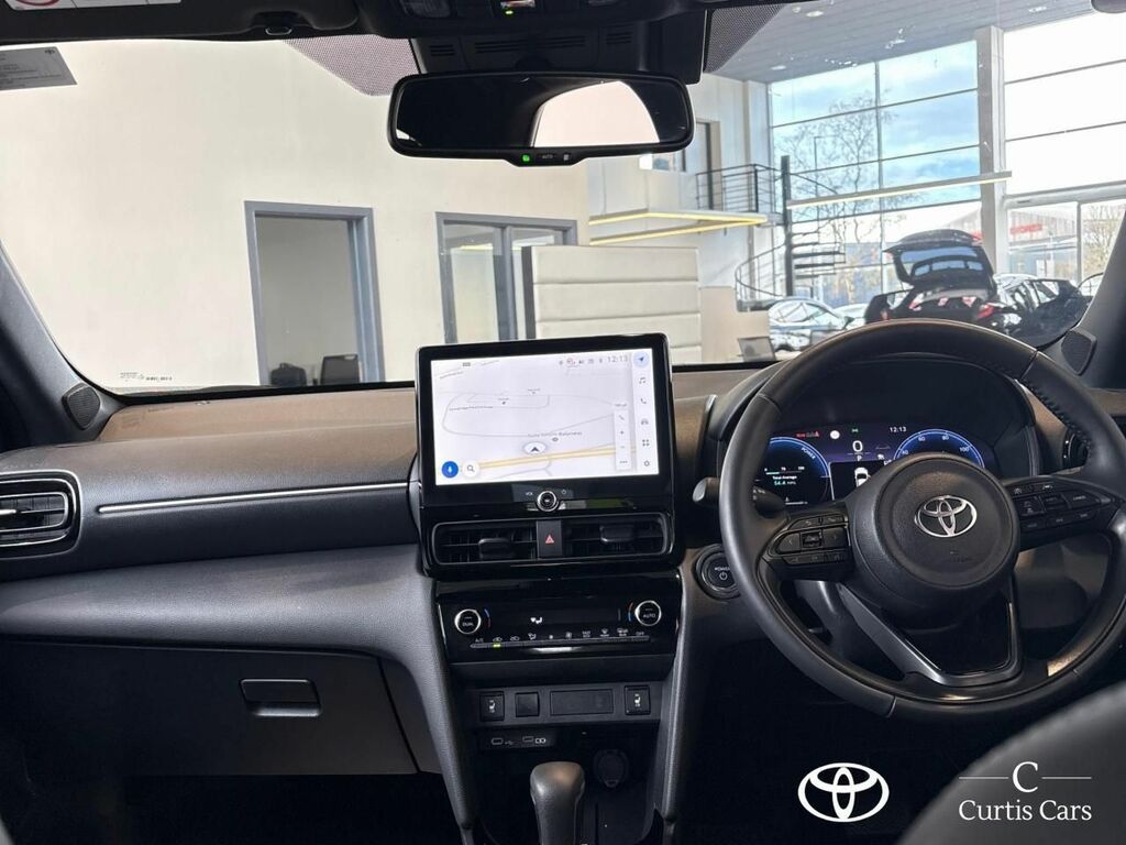 Toyota Yaris Cross 1.5 Vvt-h Excel Suv Hybrid E-cvt Euro 6 Red