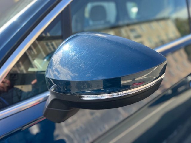 Volkswagen Touareg Tdi V6 Sel Suv PF19VTY Blue #3