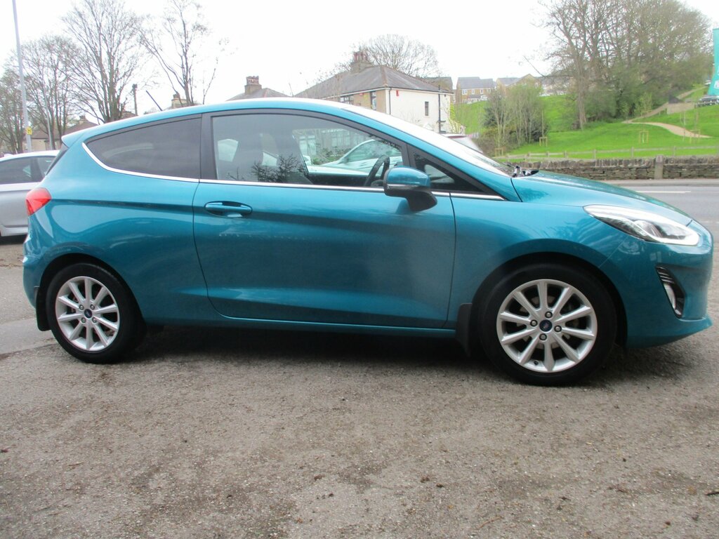 Ford Fiesta 1.0T Ecoboost Titanium Hatchback NA67VWS Blue #4