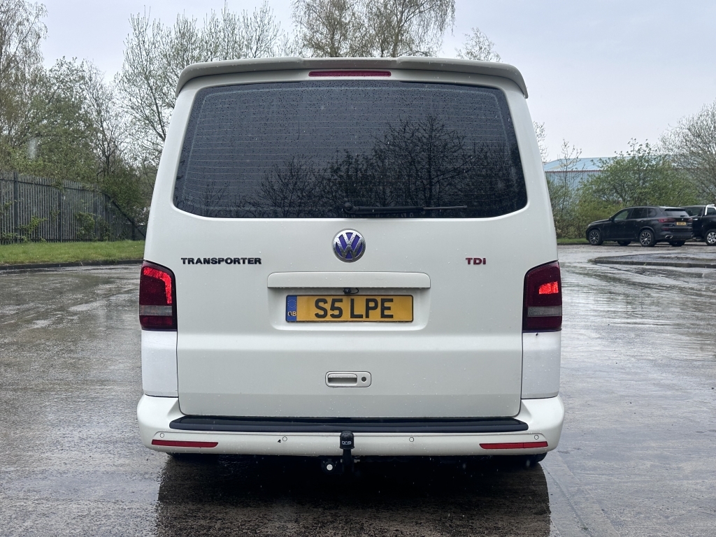 Volkswagen Transporter Mpv S5LPE White #6