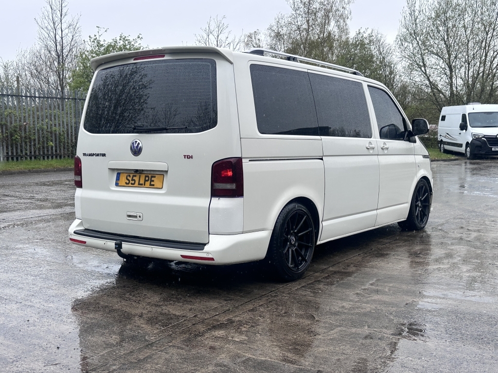 Volkswagen Transporter Mpv S5LPE White #5