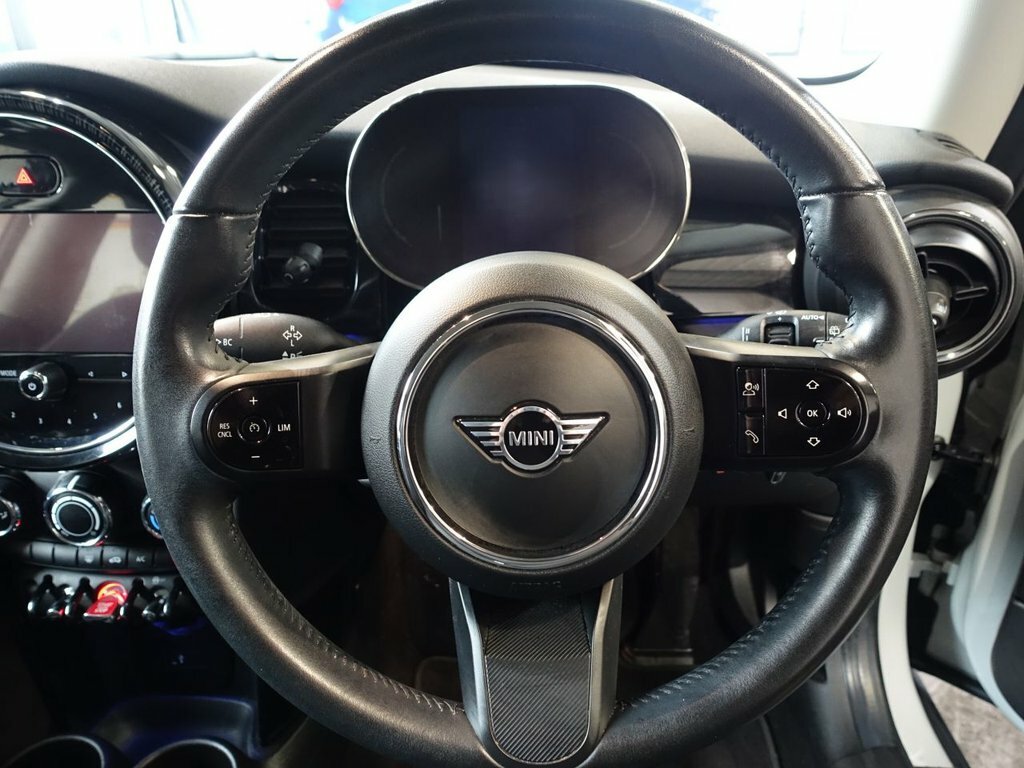 Mini Hatch 1.5L Cooper Classic NX22MWE Silver #3
