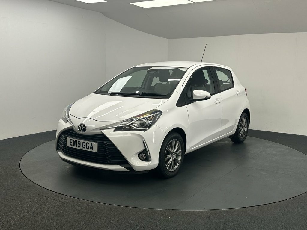 Toyota Yaris 1L Icon White #5