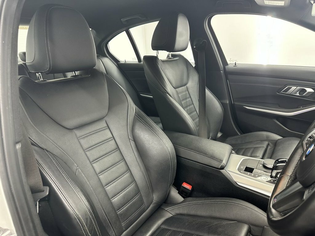 BMW 3 Series 2L M Sport DS21VNU White #2