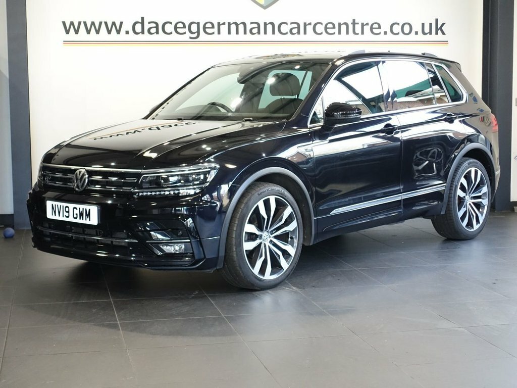 Volkswagen Tiguan 2L R-line Black