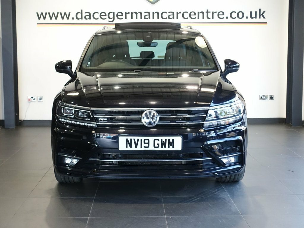 Volkswagen Tiguan 2L R-line NV19GWM Black #5