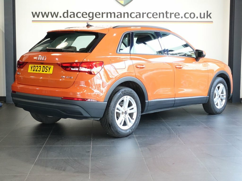 Audi Q3 1.5L Technik YD23DSY Orange #4