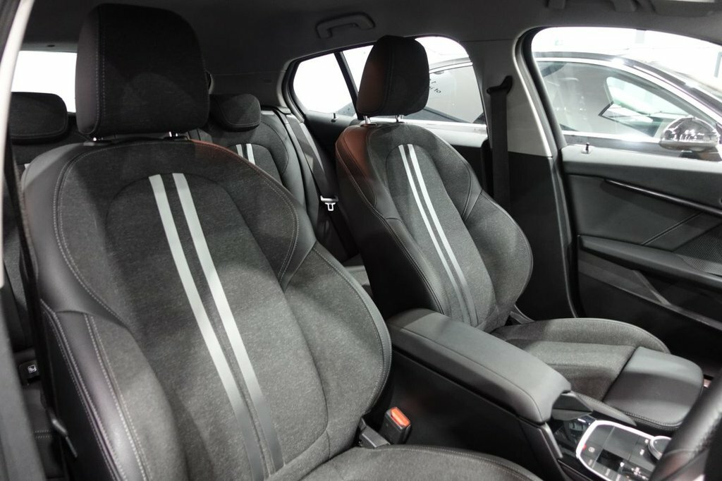BMW 1 Series 1.5L Sport FL23ZHB Black #3