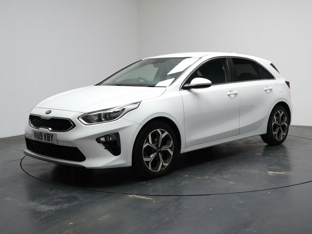 Kia Ceed 1L 3 WN19VBY White #5