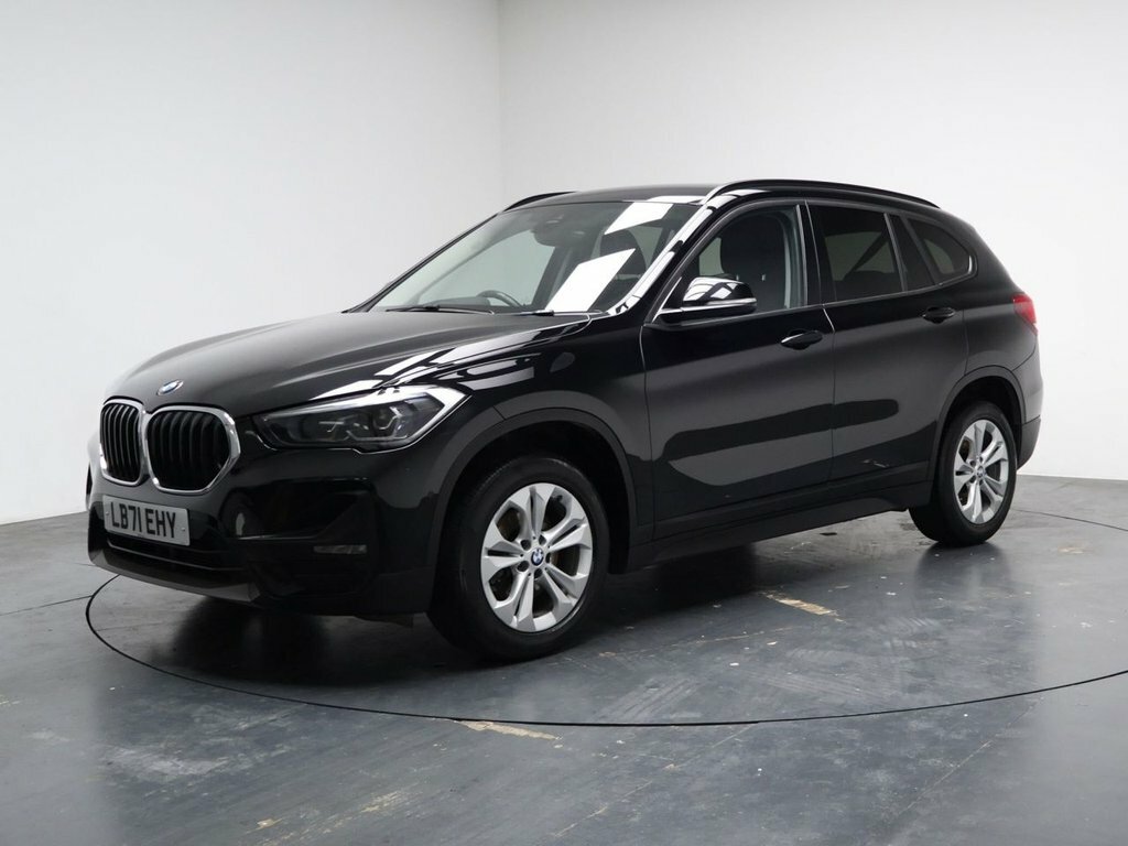 BMW X1 1.5L Se LB71EHY Black #4