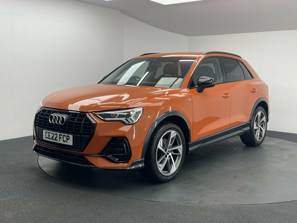 Audi Q3 1.5L Black Edition CE22FCP Orange #5