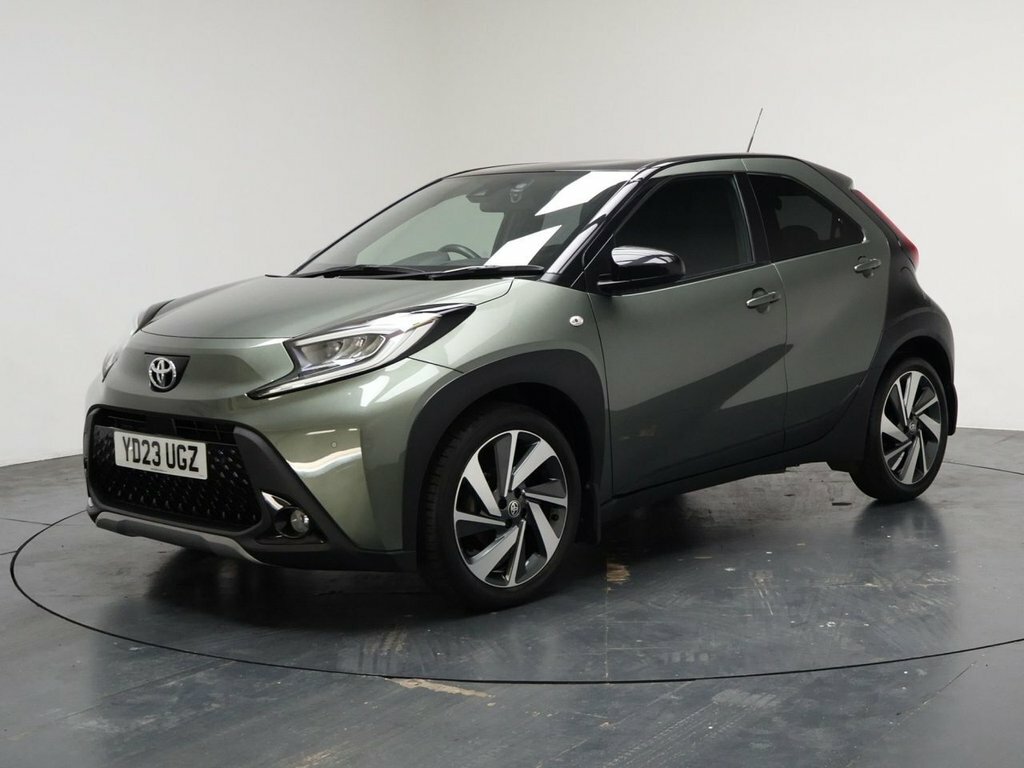Toyota Aygo X 1L Exclusive YD23UGZ Green #5