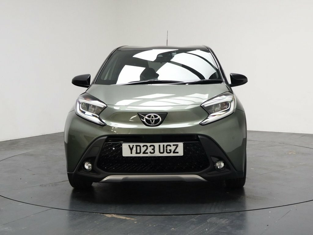Toyota Aygo X 1L Exclusive YD23UGZ Green #4