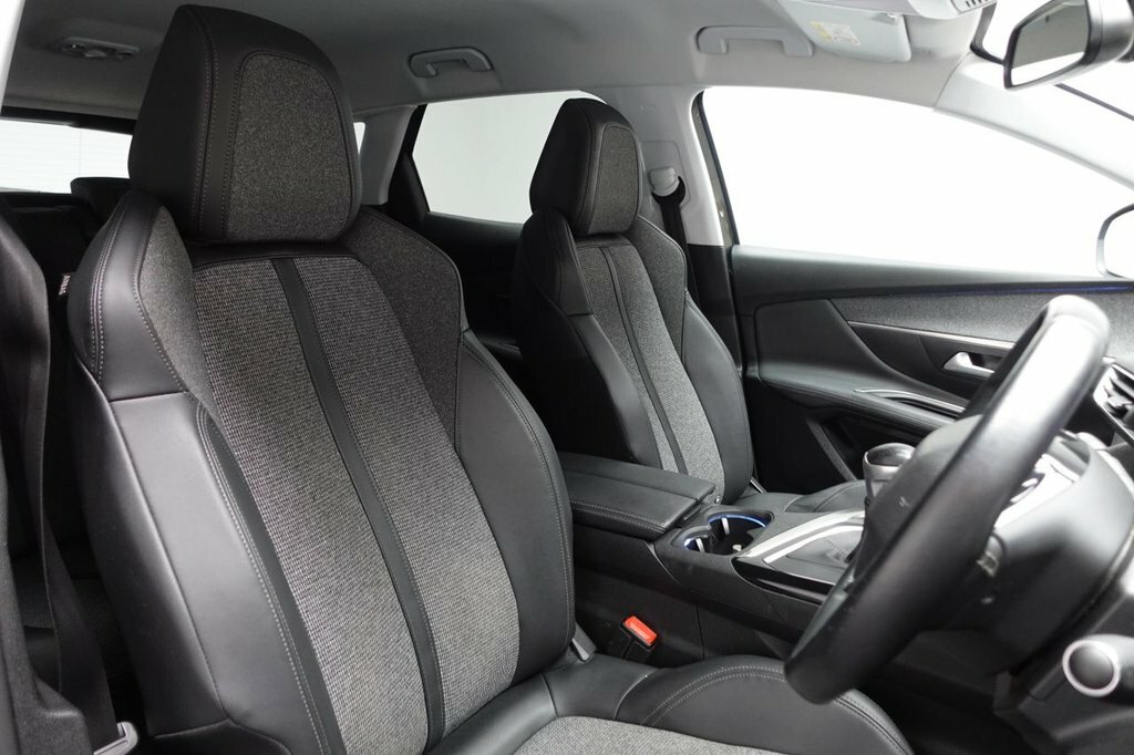 Peugeot 3008 1.5L Allure YT19OJJ Grey #3