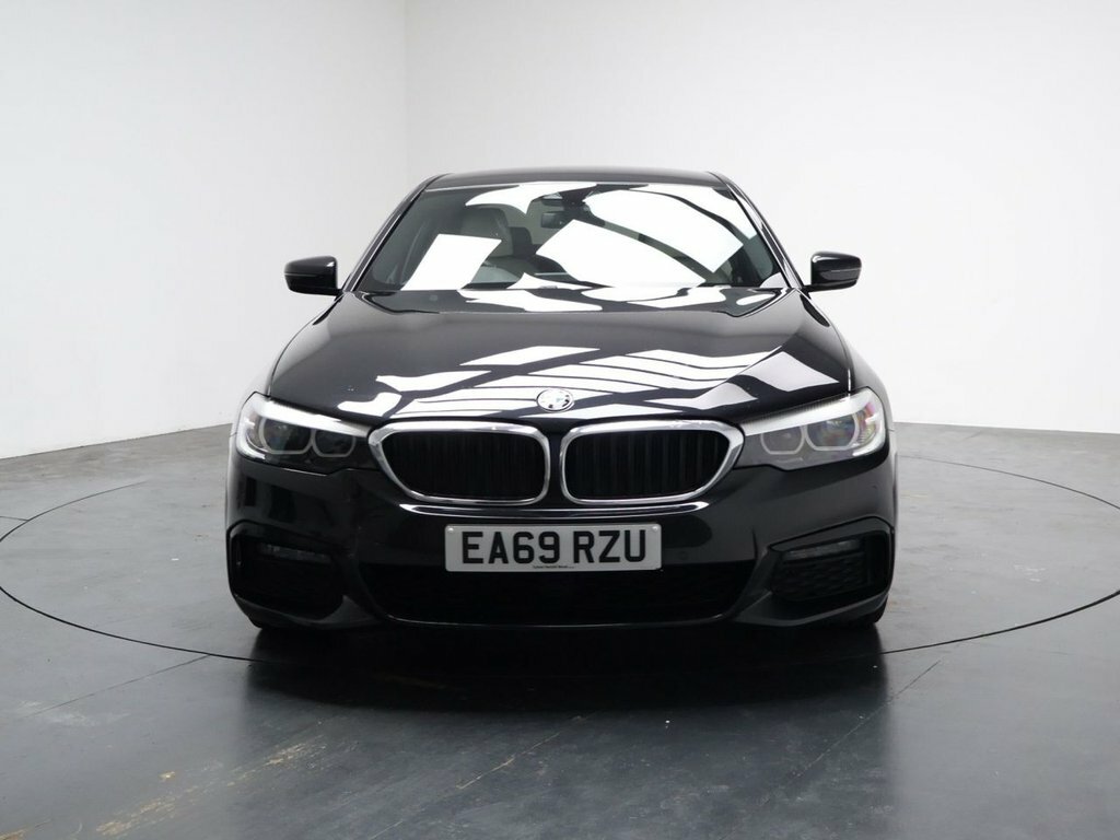 BMW 5 Series 2L M Sport EA69RZU Black #4