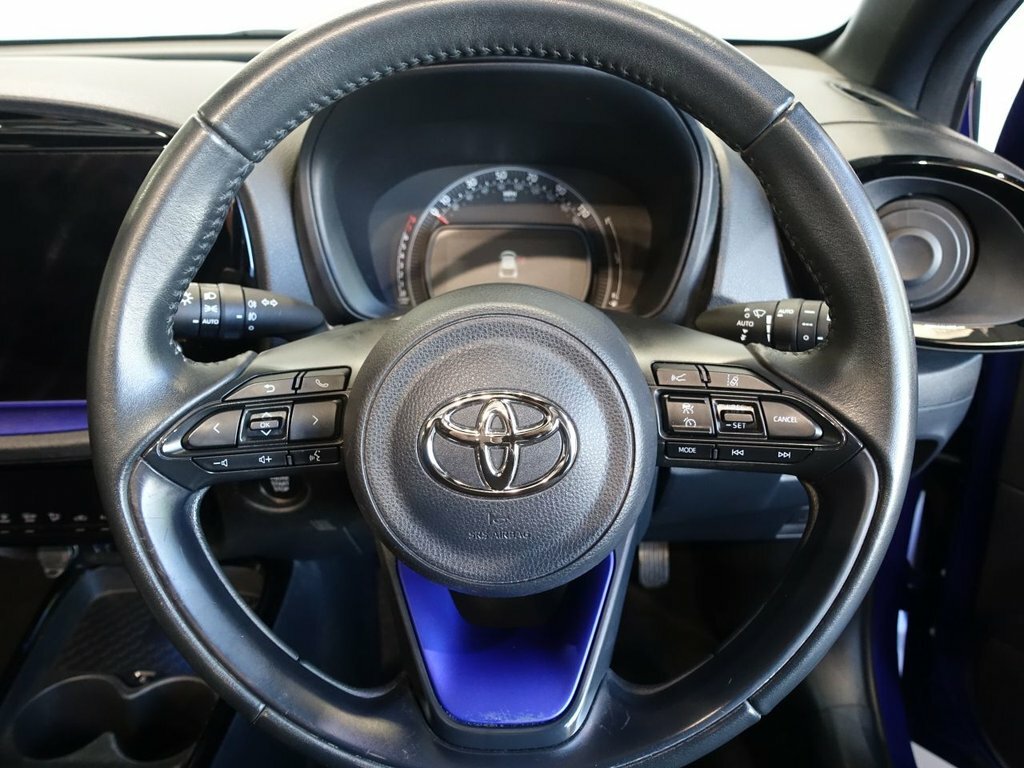 Toyota Aygo X 1L Exclusive LV24JUC Blue #4