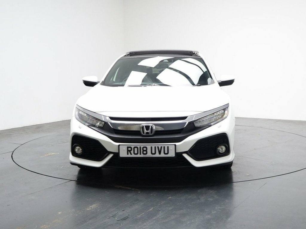 Honda Civic 1.5L Prestige White #4