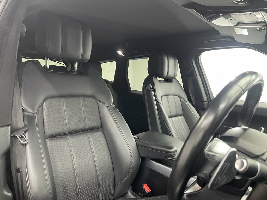 Land Rover Range Rover Sport 3L Hse Dynamic SP19UYU Black #2