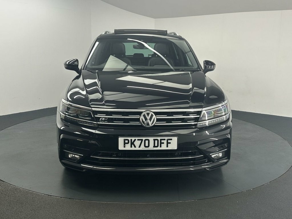 Volkswagen Tiguan 2L R-line Tech PK70DFF Black #4
