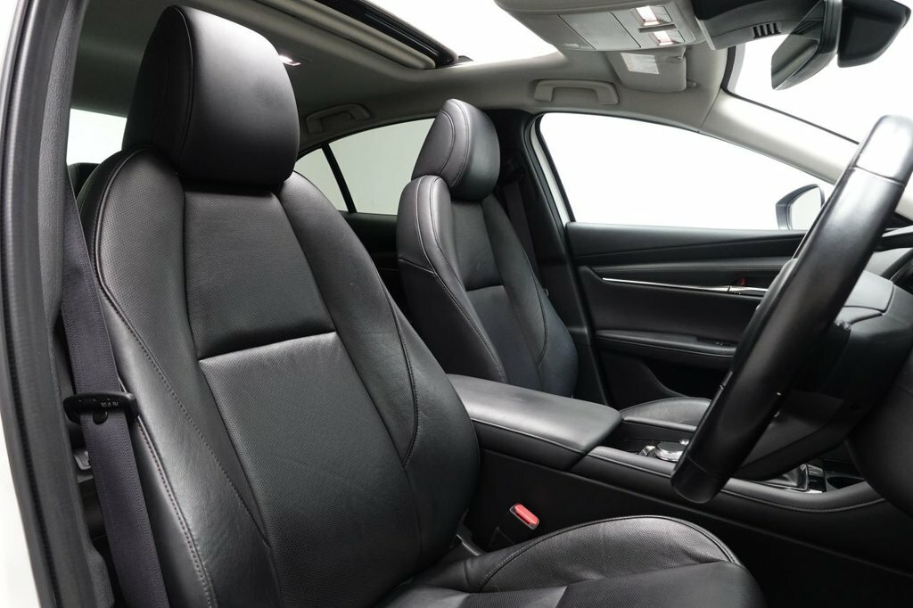 Mazda 3 2L Gt Sport DY71PHO White #3