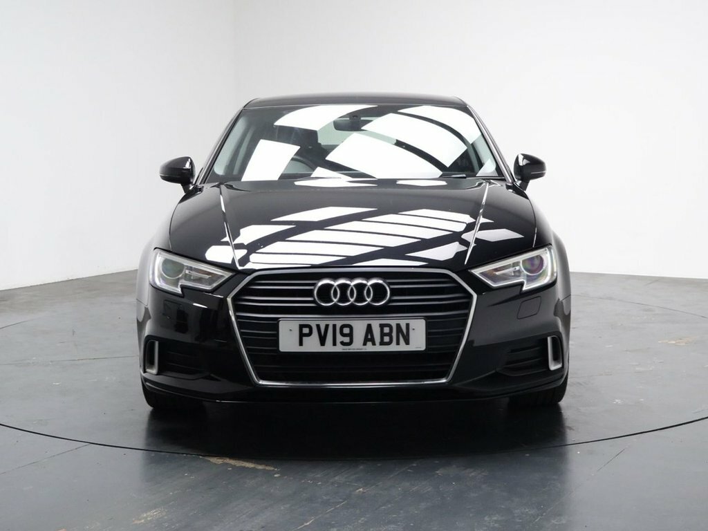 Audi A3 1.5L Sport PV19ABN Black #4