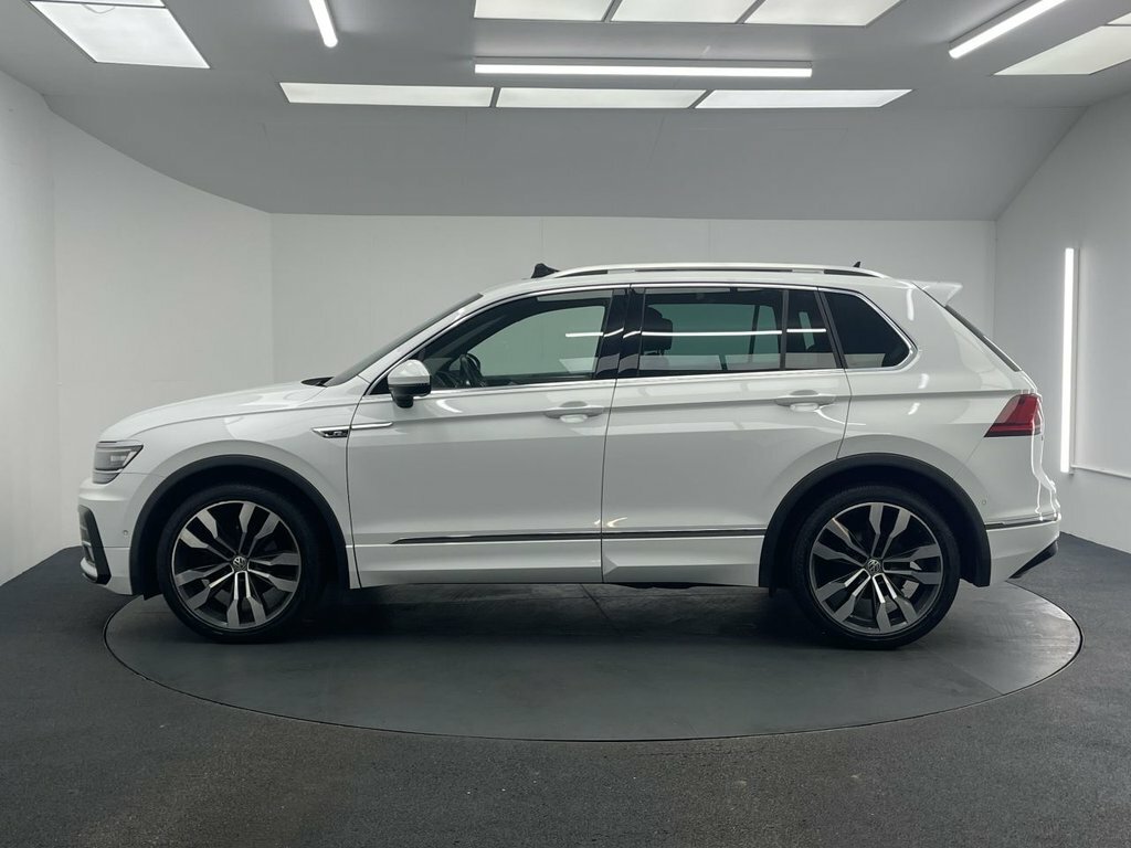 Volkswagen Tiguan 1.5L R-line Tech AE70WSV White #6