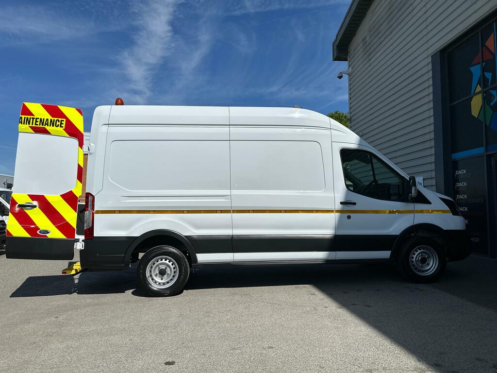 Ford Transit Custom L3h3 130Ps Rwd, Utility, Workshop,tow Bar,towing A White