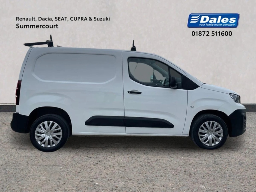 Peugeot Partner 1000 1.5 Bluehdi 100 Professional Premium Van YT71OAY White #3