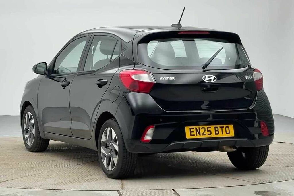 Hyundai I10 1.0 63 Advance Nav EN25BTO Black #2
