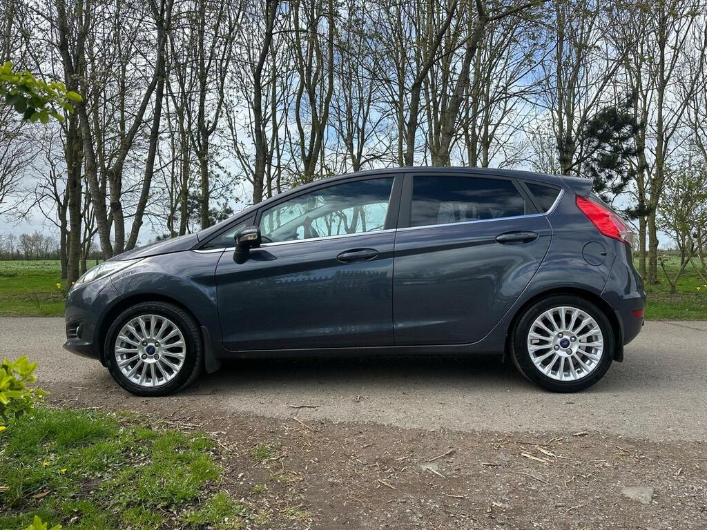 Ford Fiesta Hatchback 1.0T Ecoboost Titanium Euro 5 Ss DV14LSL Grey #4