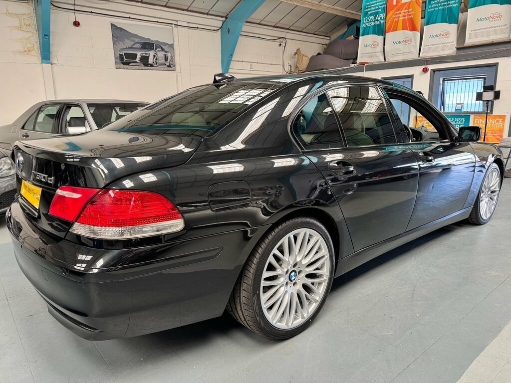 BMW 7 Series 3.0 730D Sport Saloon Euro 4 231 Black #4
