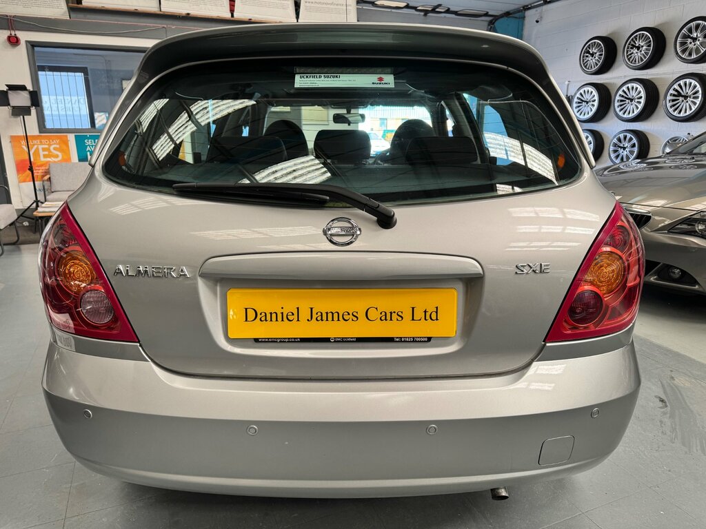 Nissan Almera 1.8 Sxe Hatchback 180 Gkm, 114 Silver #4