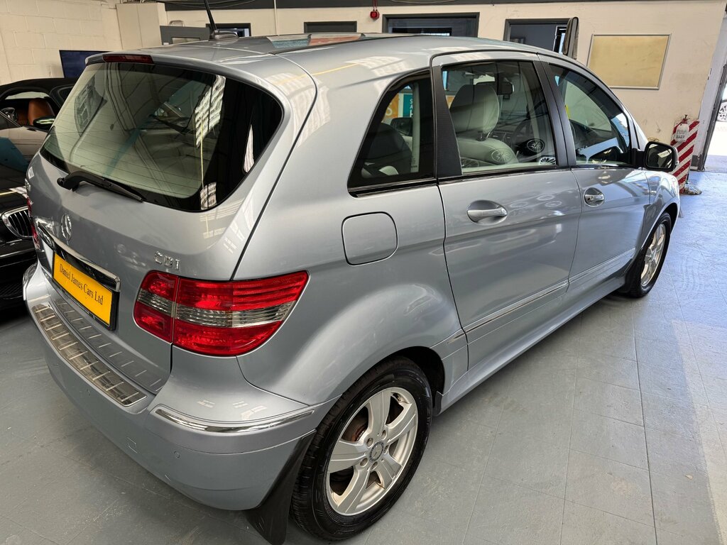 Mercedes-Benz B Class 2.0 B180 Cdi Se Mpv 137 Gkm, 1 Blue #3