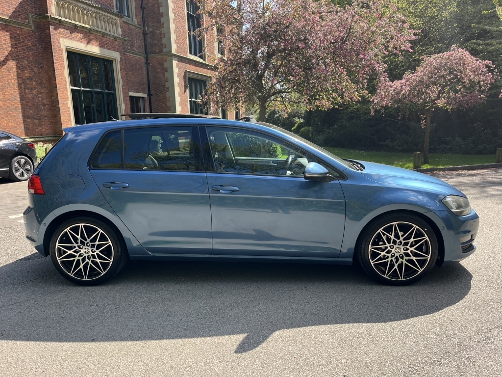 Volkswagen Golf Hatchback MX65SX Blue #5