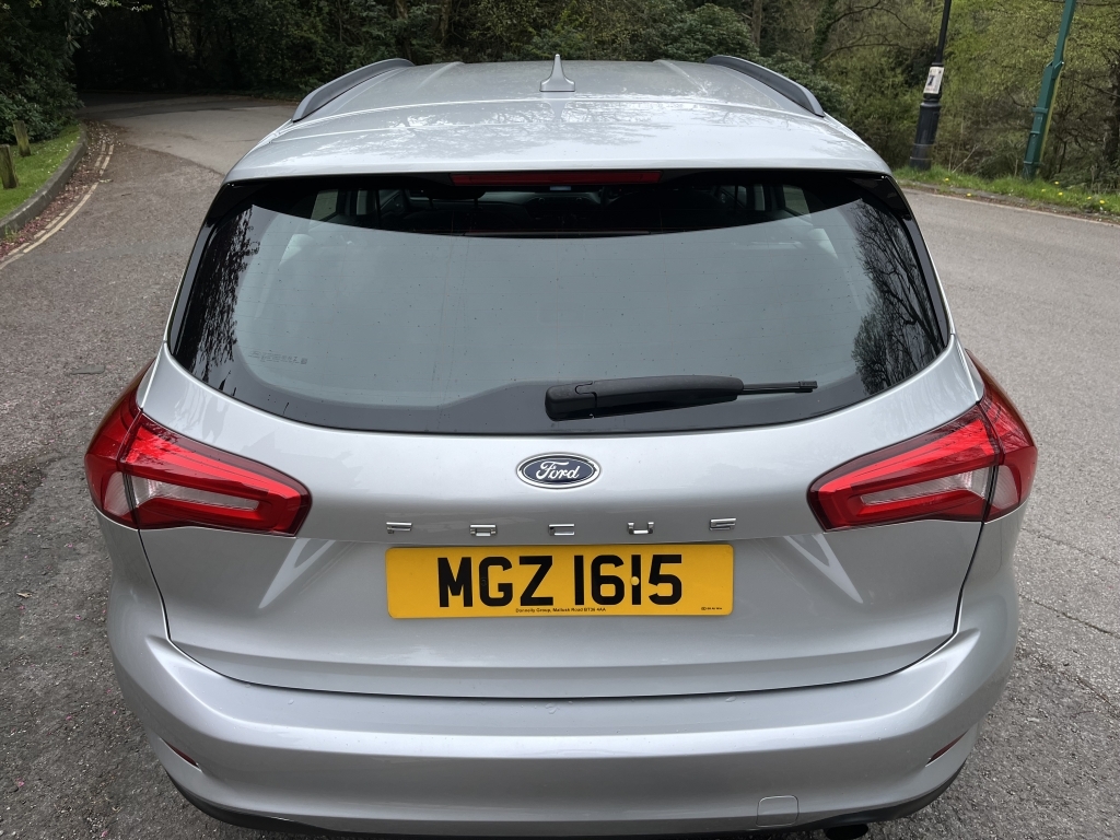 Ford Focus Estate MGZ1615 Silver #4