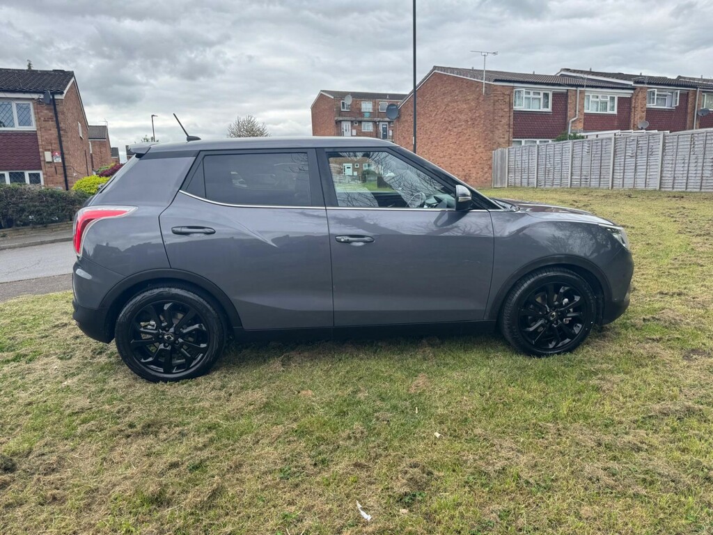 SsangYong Tivoli Suv 1.6 E-xdi Elx 201717 LW17YXM Grey #6