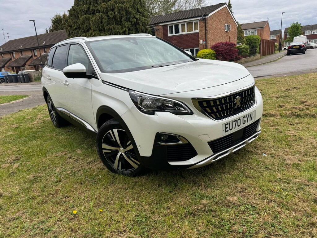 Peugeot 5008 Suv 1.2 Puretech Allure 202170 White
