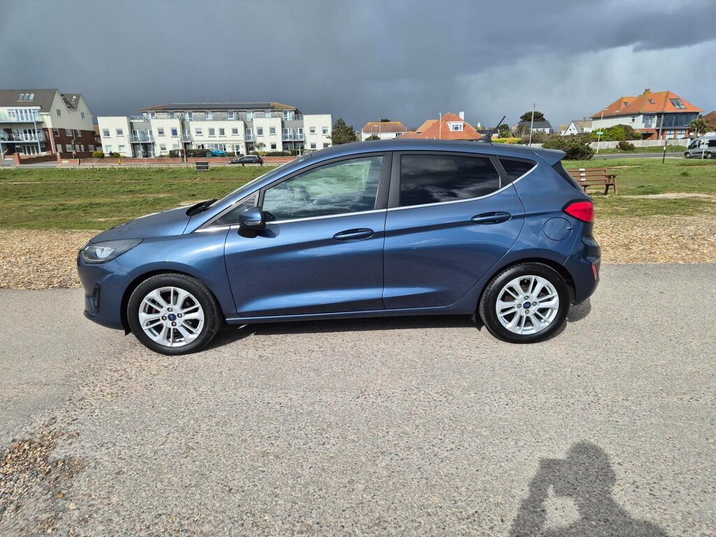 Ford Fiesta Titanium Mhev Mild Hybrid 125 Ps Blue
