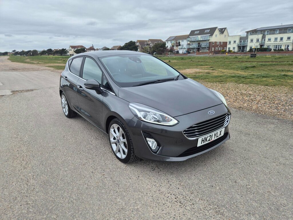 Ford Fiesta Titanium X . HK21YLX Grey #2