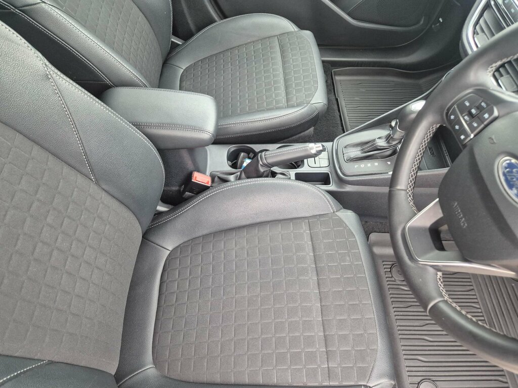 Ford Fiesta Titanium X . HK21YLX Grey #4