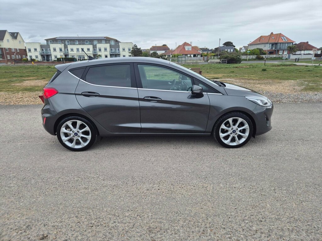 Ford Fiesta Titanium X . Grey
